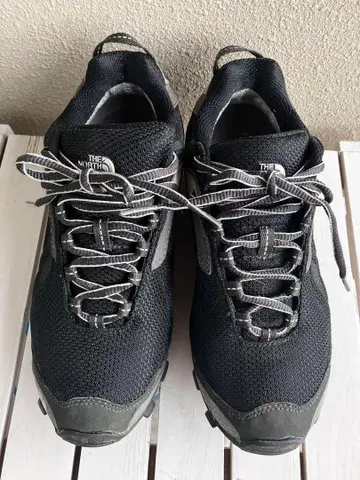 THE NORTH FACE 트레킹 슈즈 블랙