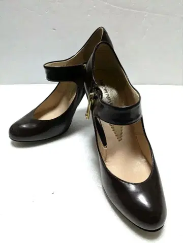 컨디션 최상 EMPORIO ARMANI 브라운 가죽 사이드 지퍼