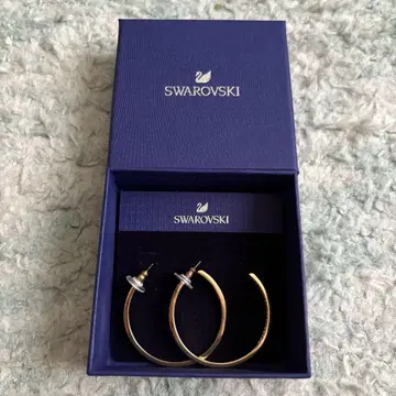 SWAROVSKI 후프 귀걸이 골드