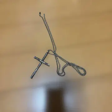 실버 크로스 목걸이