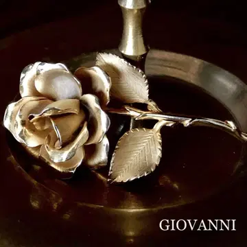 GIOVANNI 빈티지 브로치