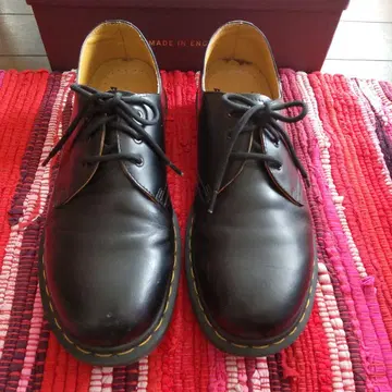 Dr.Martens 닥터마틴 UK8 3홀 블랙