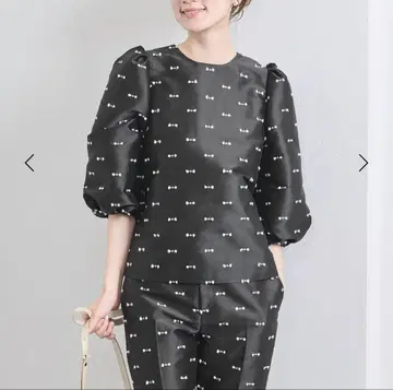 유나이티드 애로우즈 리본컷 자카드 블라우스