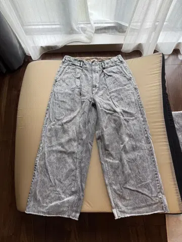 saby 24SS 블리치 팬츠