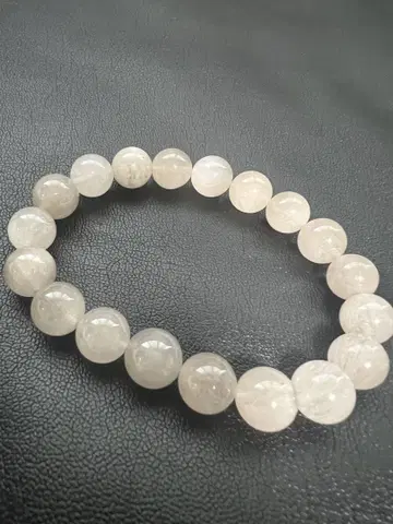 토끼털 루틸 쿼츠 베이지 계열