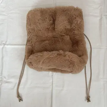 Cloudy Eco Fur Drawstring Bag (beg)