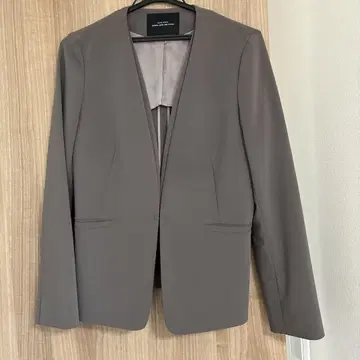 그린 라벨 릴랙싱 노카라 자켓 모카 파우더