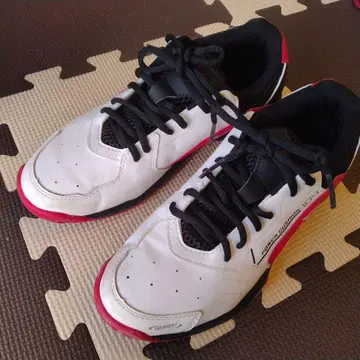 YONEX 파워크 테니스화 23.5cm