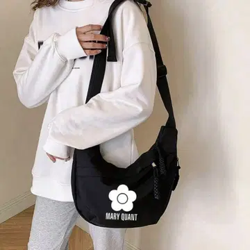 MARY QUANT 블랙 숄더백