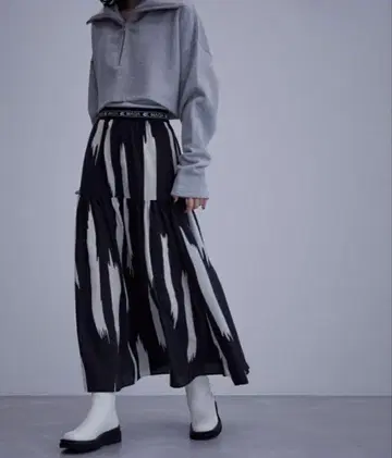 하케 프린트 스커트 ADAM ET ROPE'