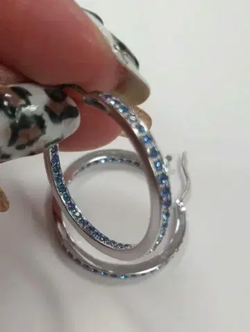 SWAROVSKI 실버 후프 귀걸이