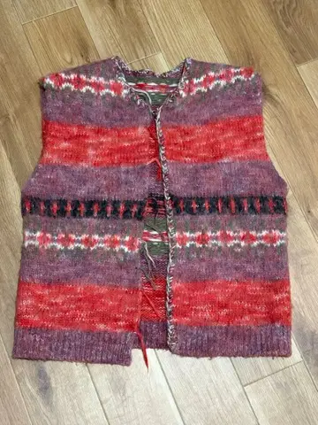 PERVERZE 니트 베스트