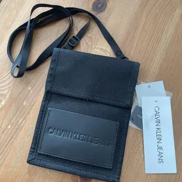 CALVIN KLEIN JEANS 숄더백