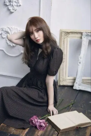 herlipto 스트라이프 미디 드레스