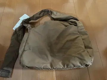 UNIQLO 소프트 퍼피 숄더백 브라운 미사용 + 멀티 포켓 외