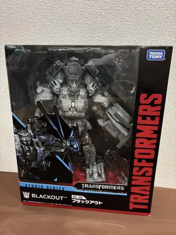 [ 새상품급 ] TRANSFORMERS 스튜디오 시리즈 BLACKOUT