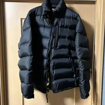 MOUNTAINSMITH 블랙 다운 자켓 L 사이즈