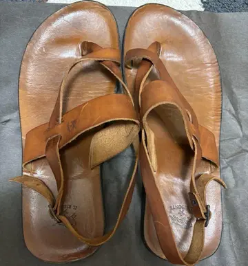 일비종떼 샌들 브라운