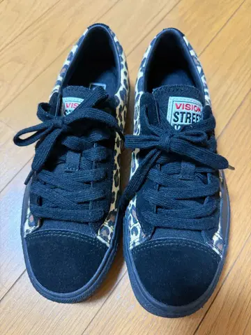 VANS 레오파드 스니커즈 23cm