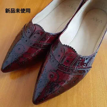 SAYA 버건디 로퍼