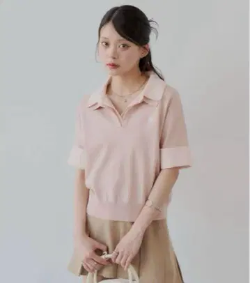Chico 자수 장식 카라 부착 폴로 니트