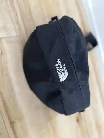 THE NORTH FACE 블랙 숄더백