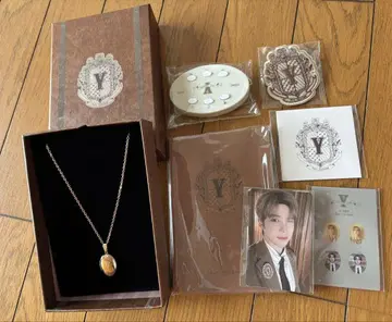 ATEEZ 윤호 생일 MD