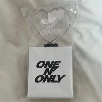 one n' only 응원봉