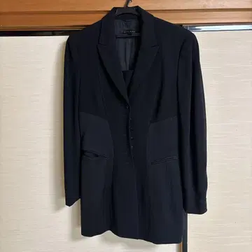 ESCADA 블랙 자켓 34