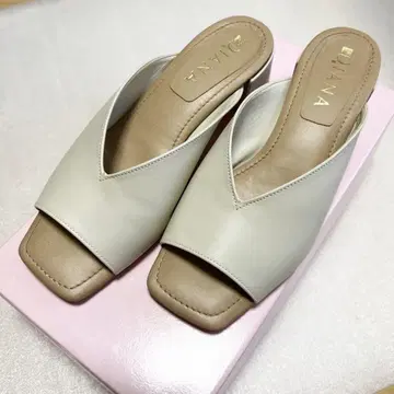 DIANA 샌들 S 사이즈 아이보리 4cm 힐