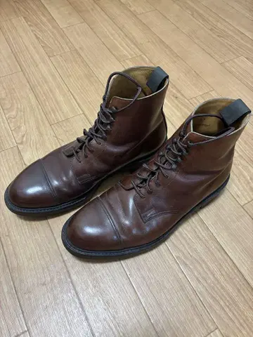 크로켓앤존스 코니스턴 부츠