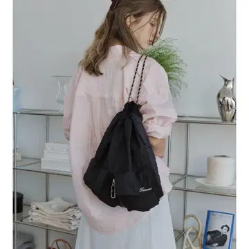 MODEST MOOD amodest bag black