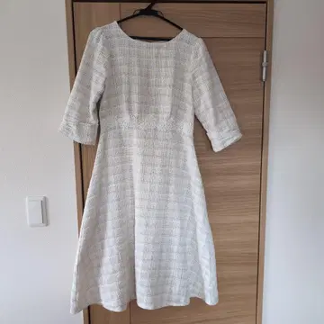 tocco closet 화이트 체크 무늬 7부 소매 원피스