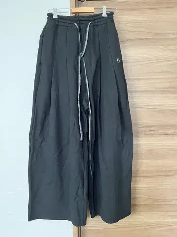 ORDINARY HOME BAGGY 블랙 S 사이즈