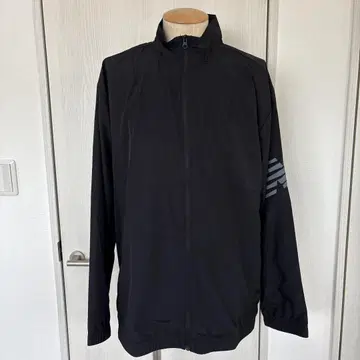 [미사용 새상품] XL 사이즈 뉴발란스 우븐 자켓 블랙