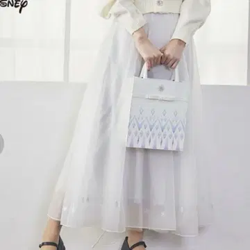 치하루 씨 콜라보 스커트 화이트 엘사 디즈니