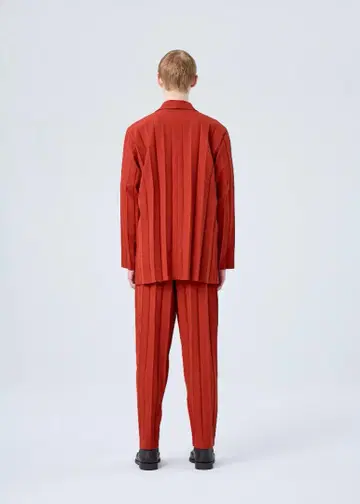 EDGE ENSEMBLE RED