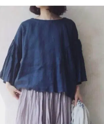 네스트로브 린넨 블라우스