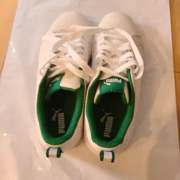 PUMA 스니커즈 화이트/그린