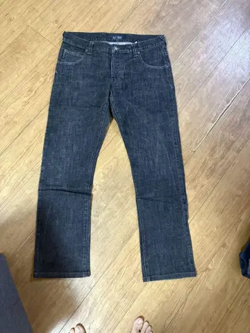 Armani Jeans 다크 데님 컴포트 핏