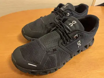 가격 인하 새상품급 On Cloud5 All Black 클라우드5 블랙