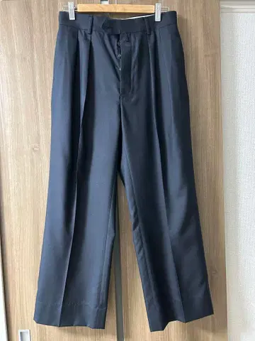 NEAT 실크 슬랙스