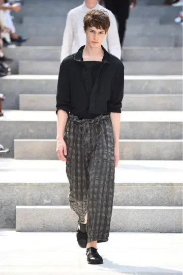 18ss ISSEY MIYAKE MEN 스탠드 변형 셔츠