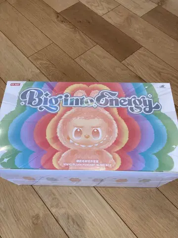 LABUBU THE MONSTERS Big into Energy