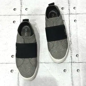 MICHAEL KORS 슬립온 스니커즈 실버 로고 6.5M