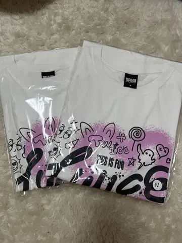 TWICE [ THIS IS FOR ] 티셔츠 2개 세트