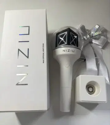 NiziU 응원봉
