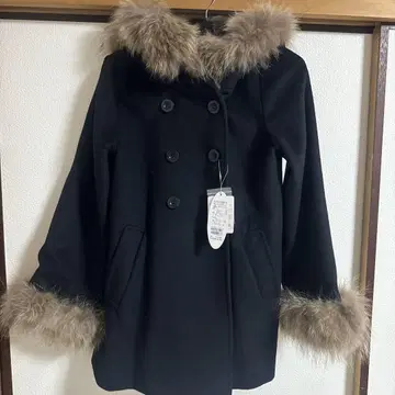 새상품 카넬리안 알리시아 퍼 달린 블랙 더플 코트 M