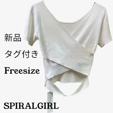 SPIRALGIRL 카슈쿨풍 니트탑 화이트 프리 사이즈