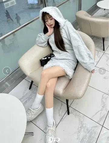 SNIDEL [ USAGI 한정판 ] 튤 프릴 후드 맨투맨 스커트 세트